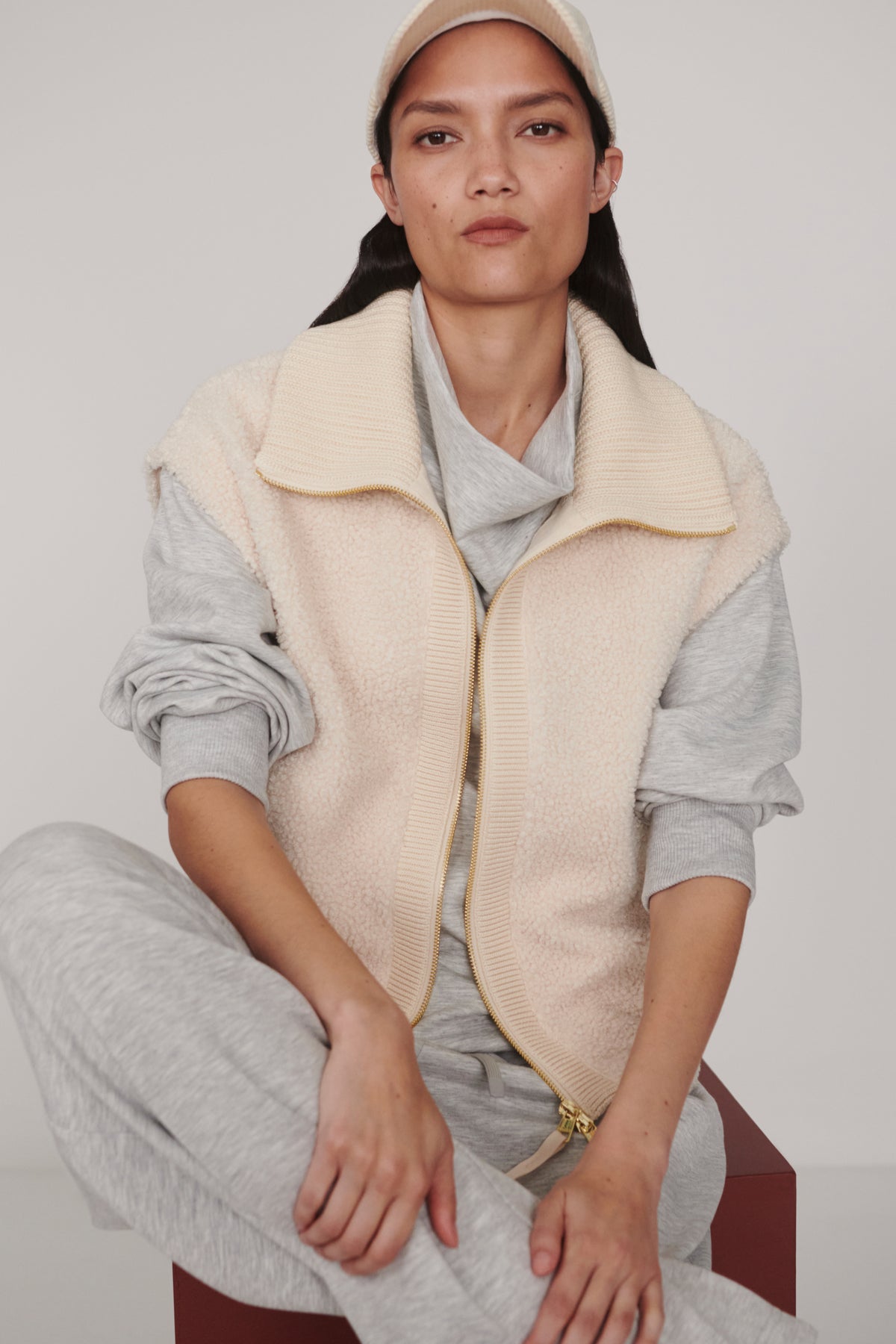 DOMINIC SHERPA GILET SANDSHELL