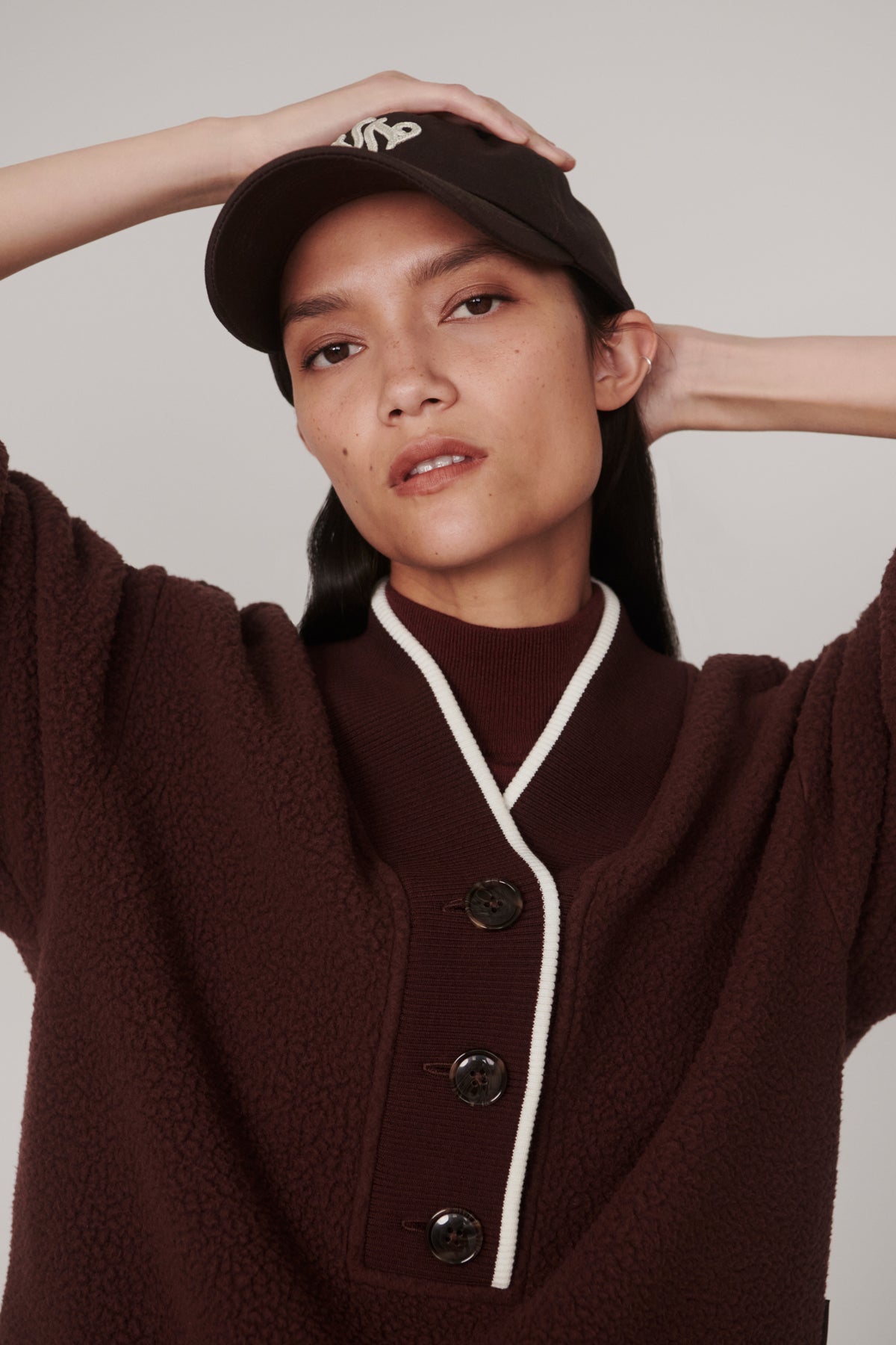 BRENNA BUTTON FRONT FLEECE MAHOGANY