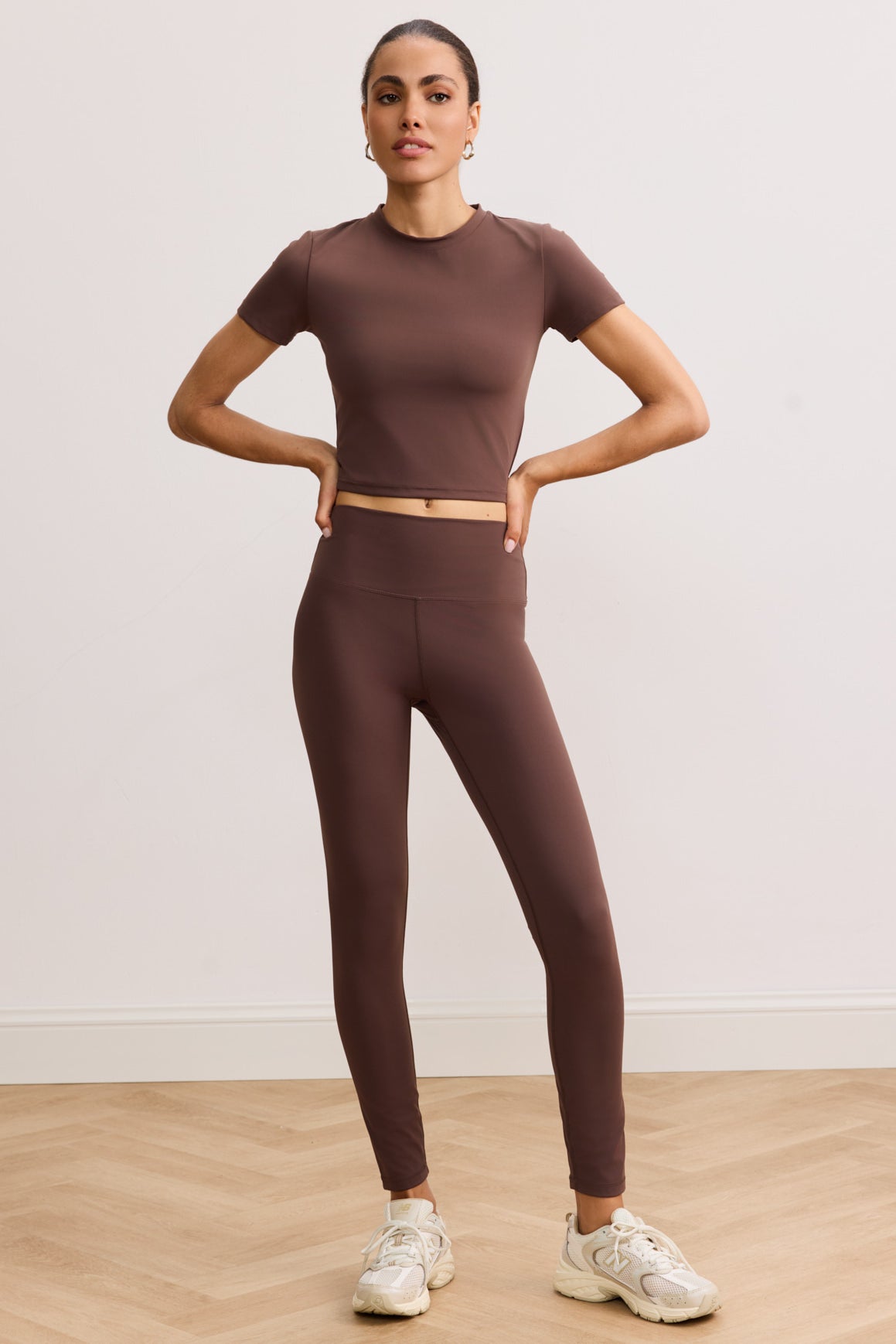 RIVER LIFT TEE CHOCOLATE